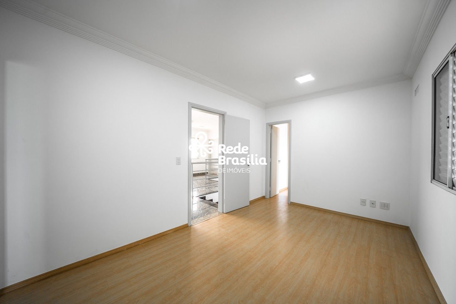 Imagem da propriedade CL52 52