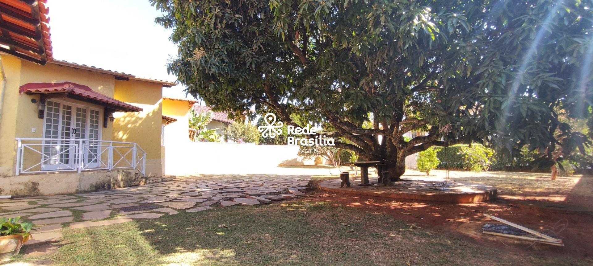 Imagem da propriedade DI485 40