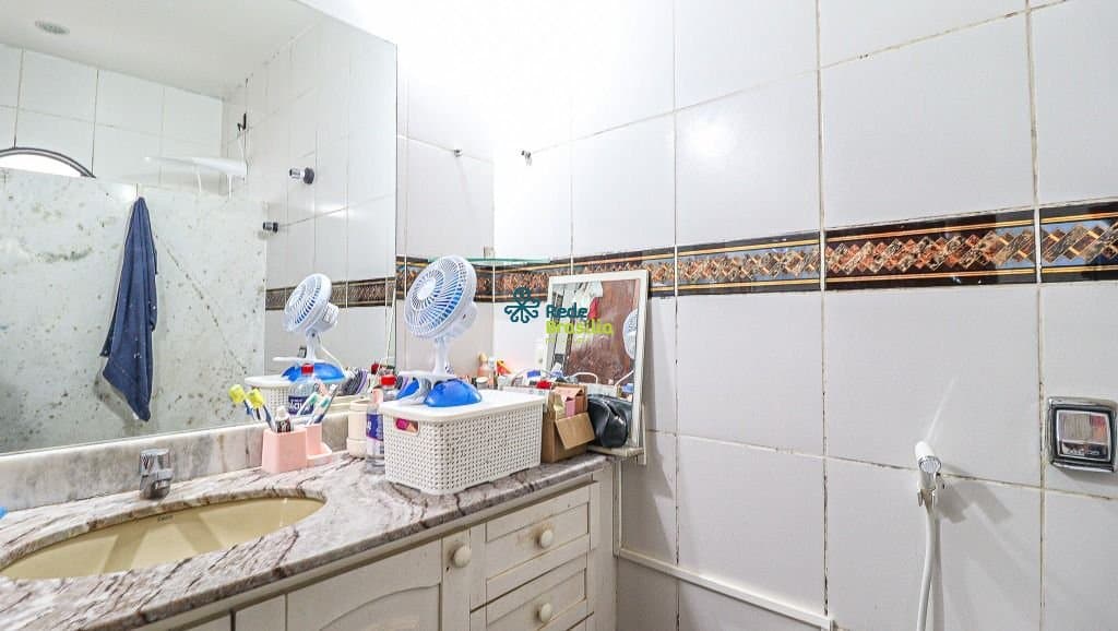 Imagem da propriedade CO9155 21