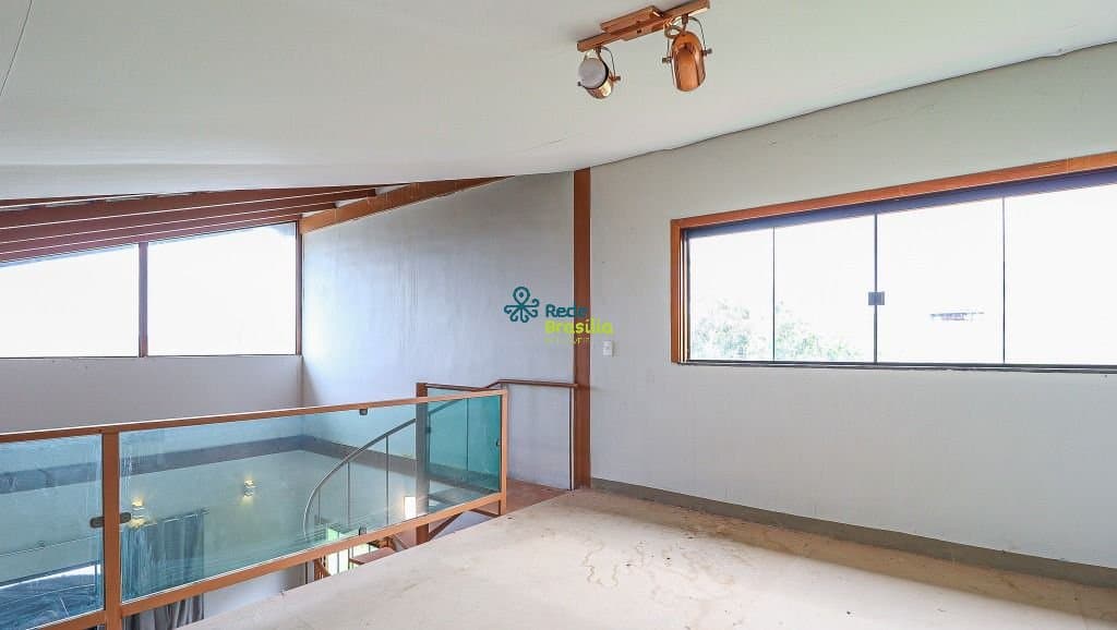 Imagem da propriedade CO9208 22