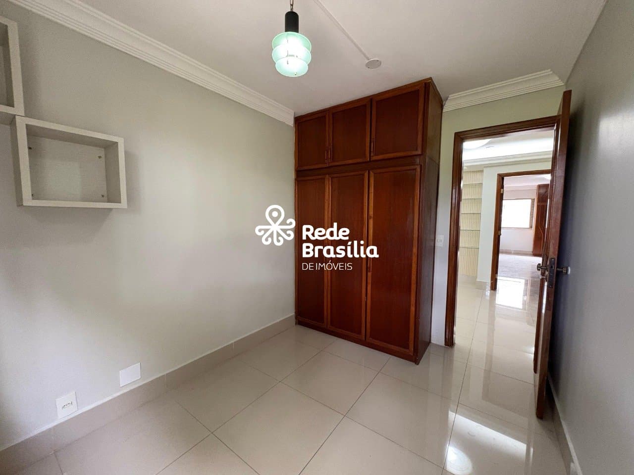Imagem da propriedade RM1802 16