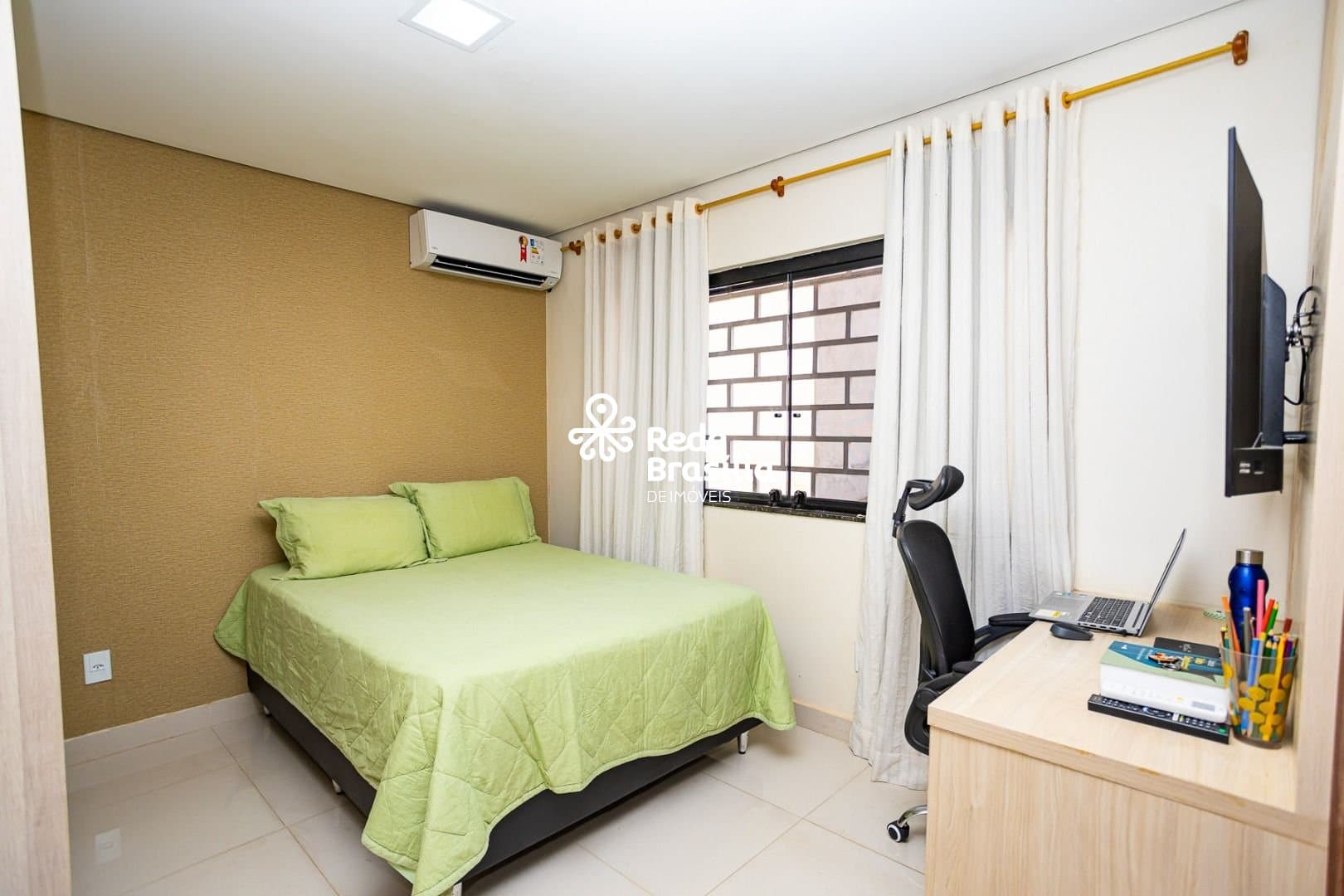 Imagem da propriedade UB1059 15