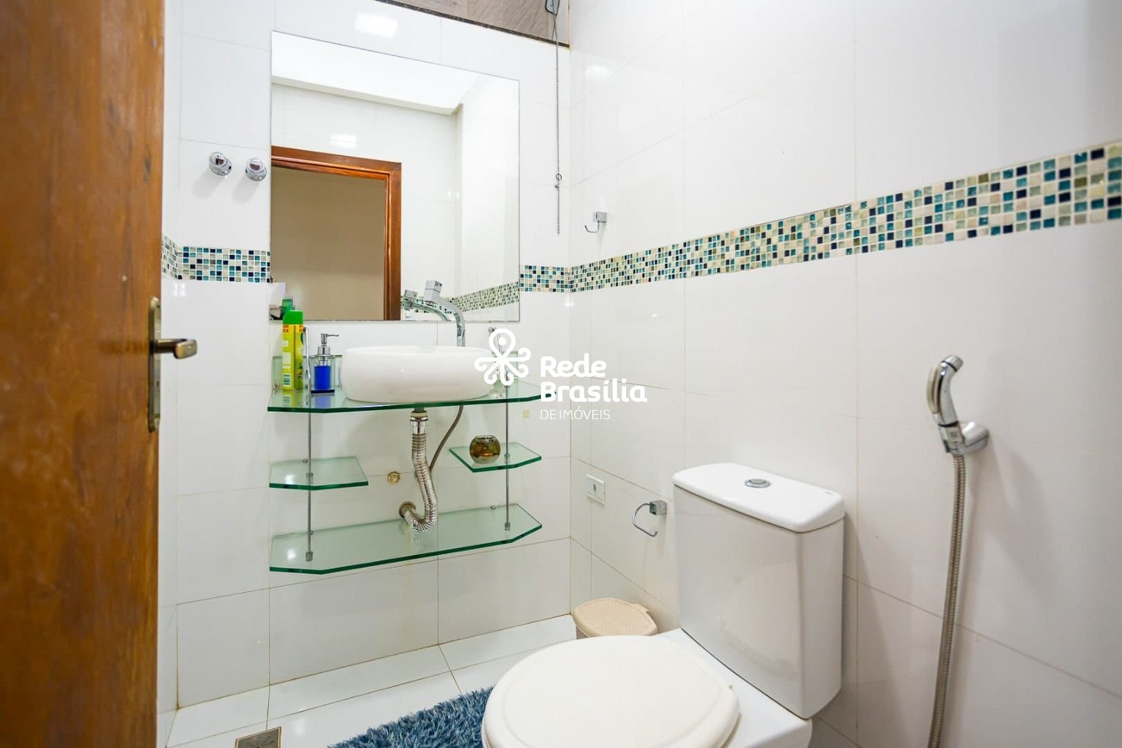 Imagem da propriedade UB1059 36
