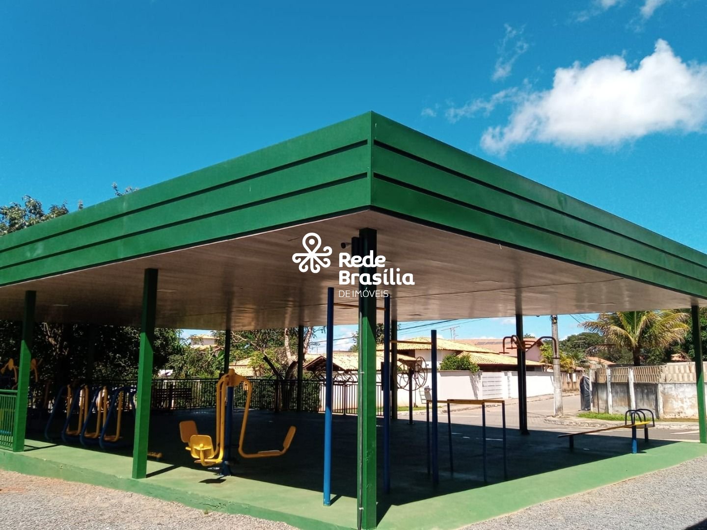 Imagem da propriedade UB1147 3