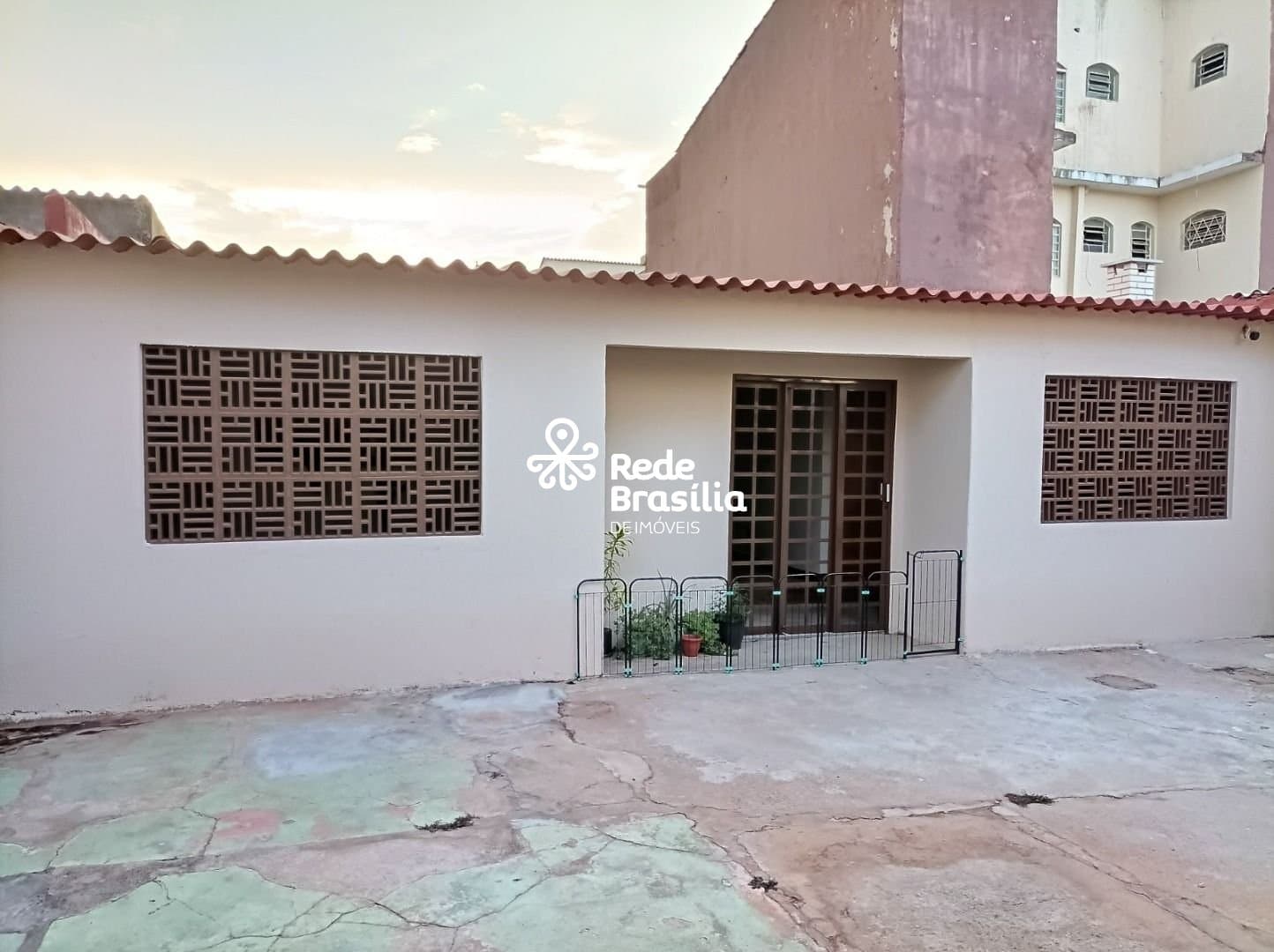 Imagem da propriedade UB1322 18