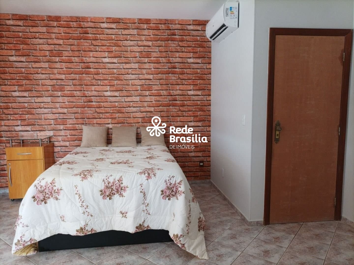 Imagem da propriedade UB1322 10
