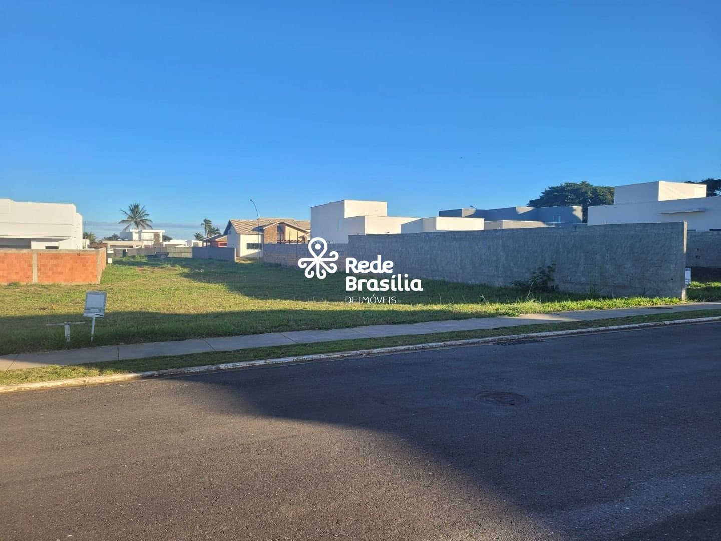 Imagem da propriedade UB1422 4