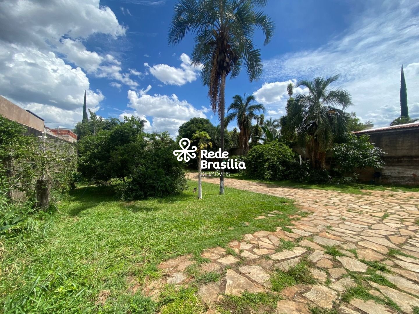 Imagem da propriedade UB1472 1