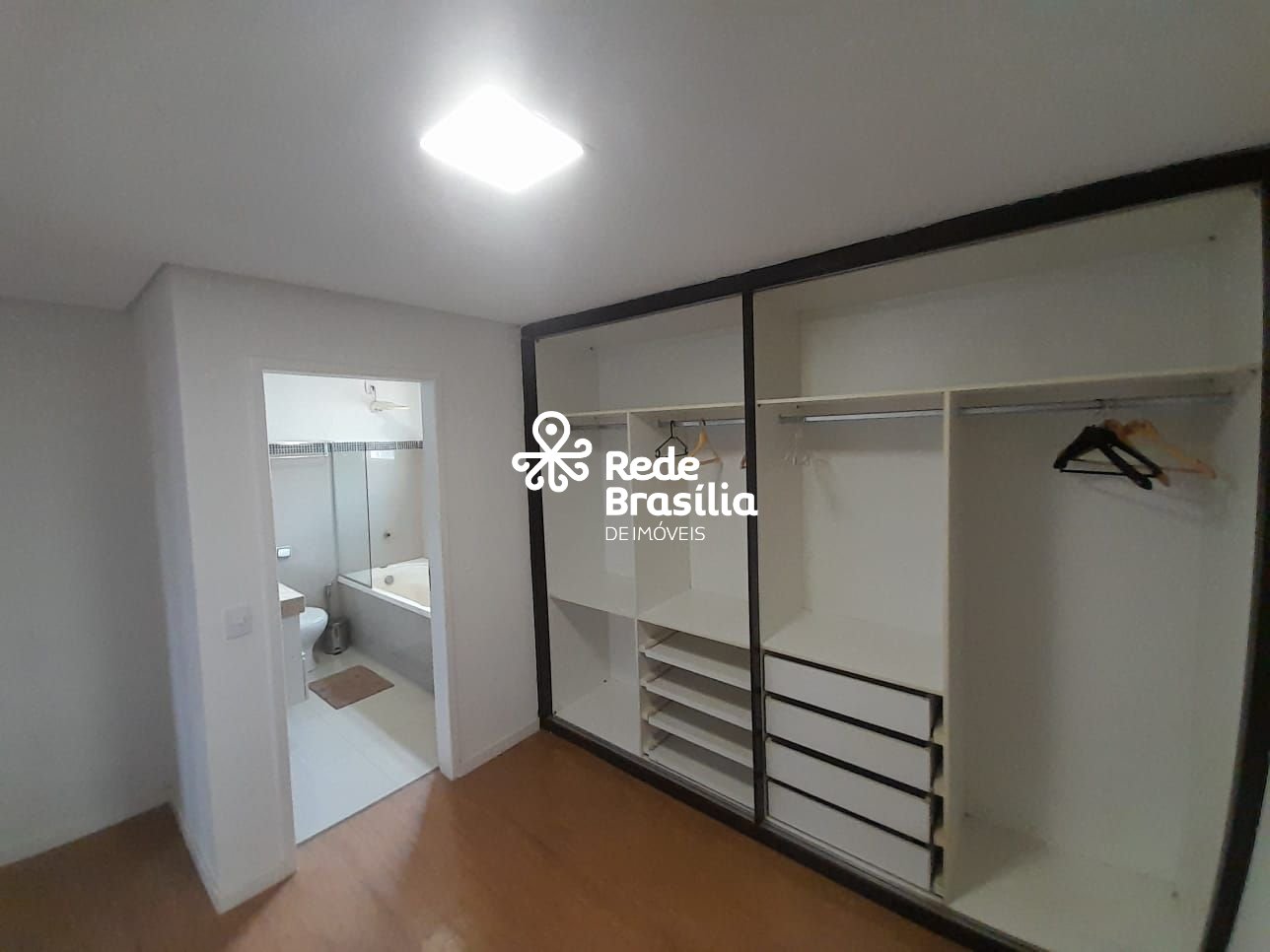 Imagem da propriedade UB1476 24