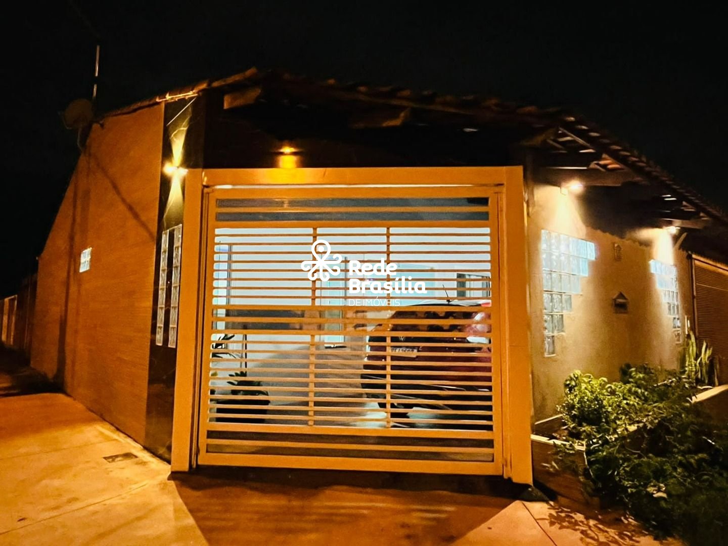Imagem da propriedade UB575 16