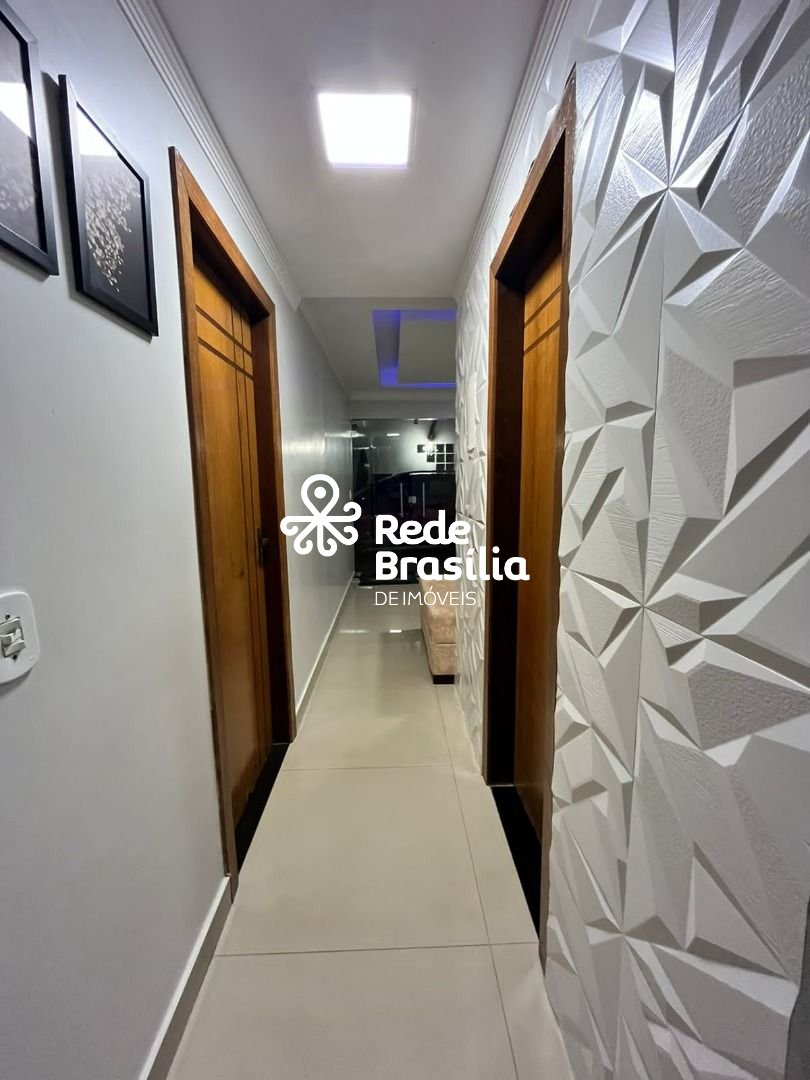 Imagem da propriedade UB575 3