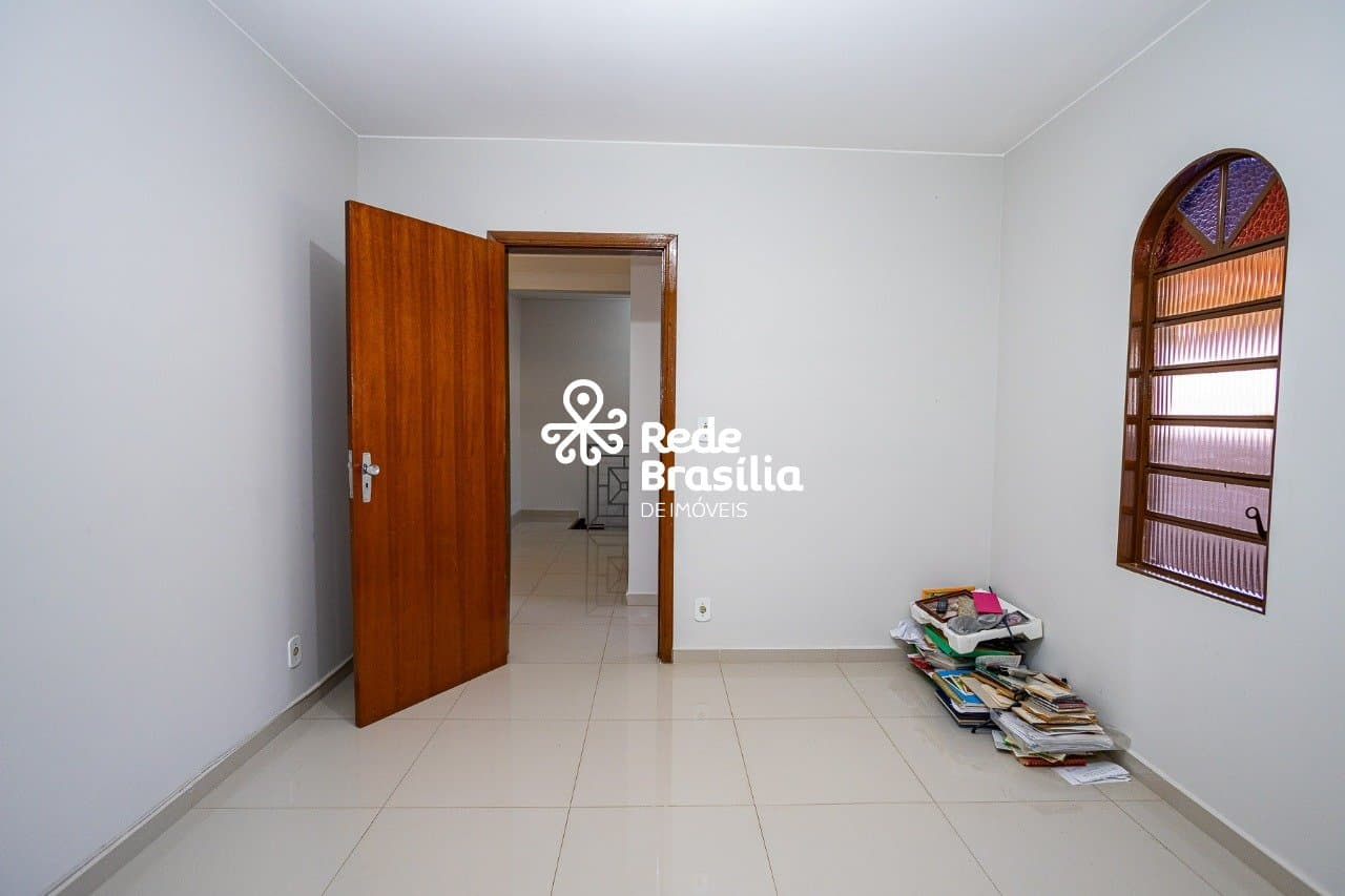 Imagem da propriedade UB1513 23