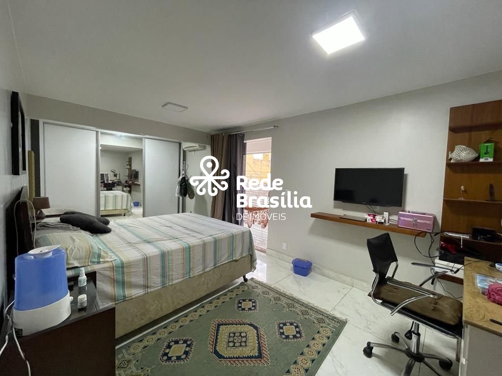 Imagem da propriedade UB770 24