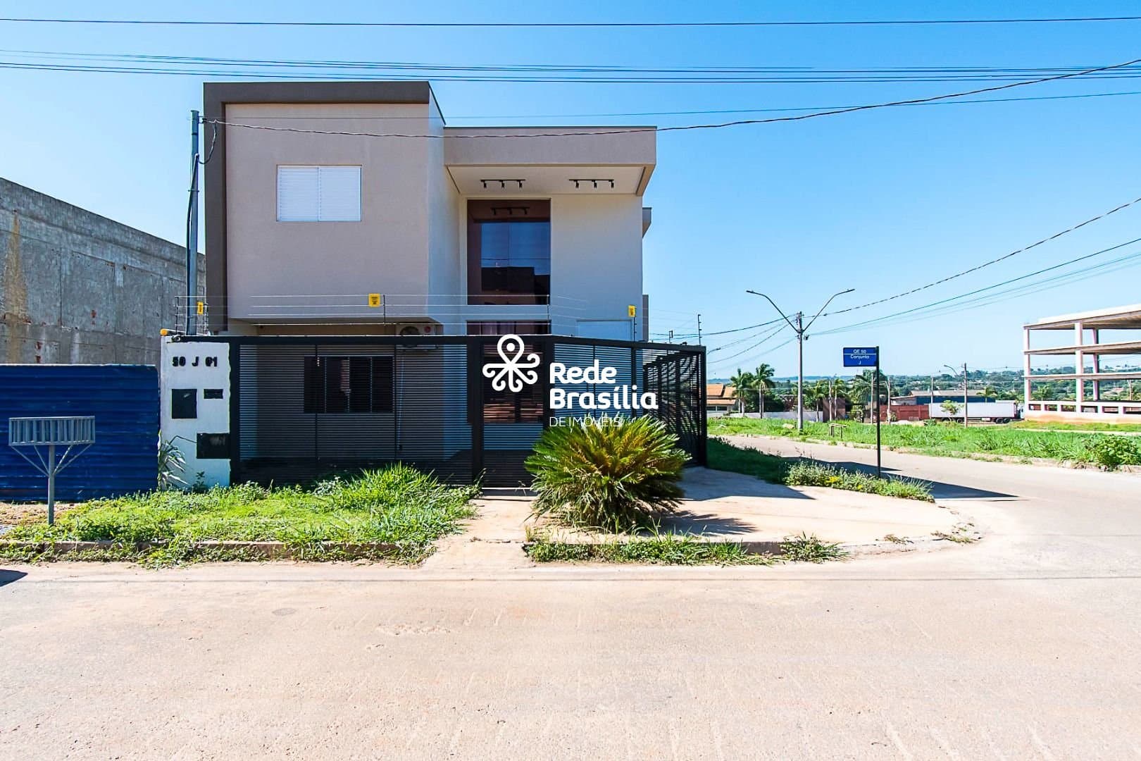 Imagem da propriedade UB911 54