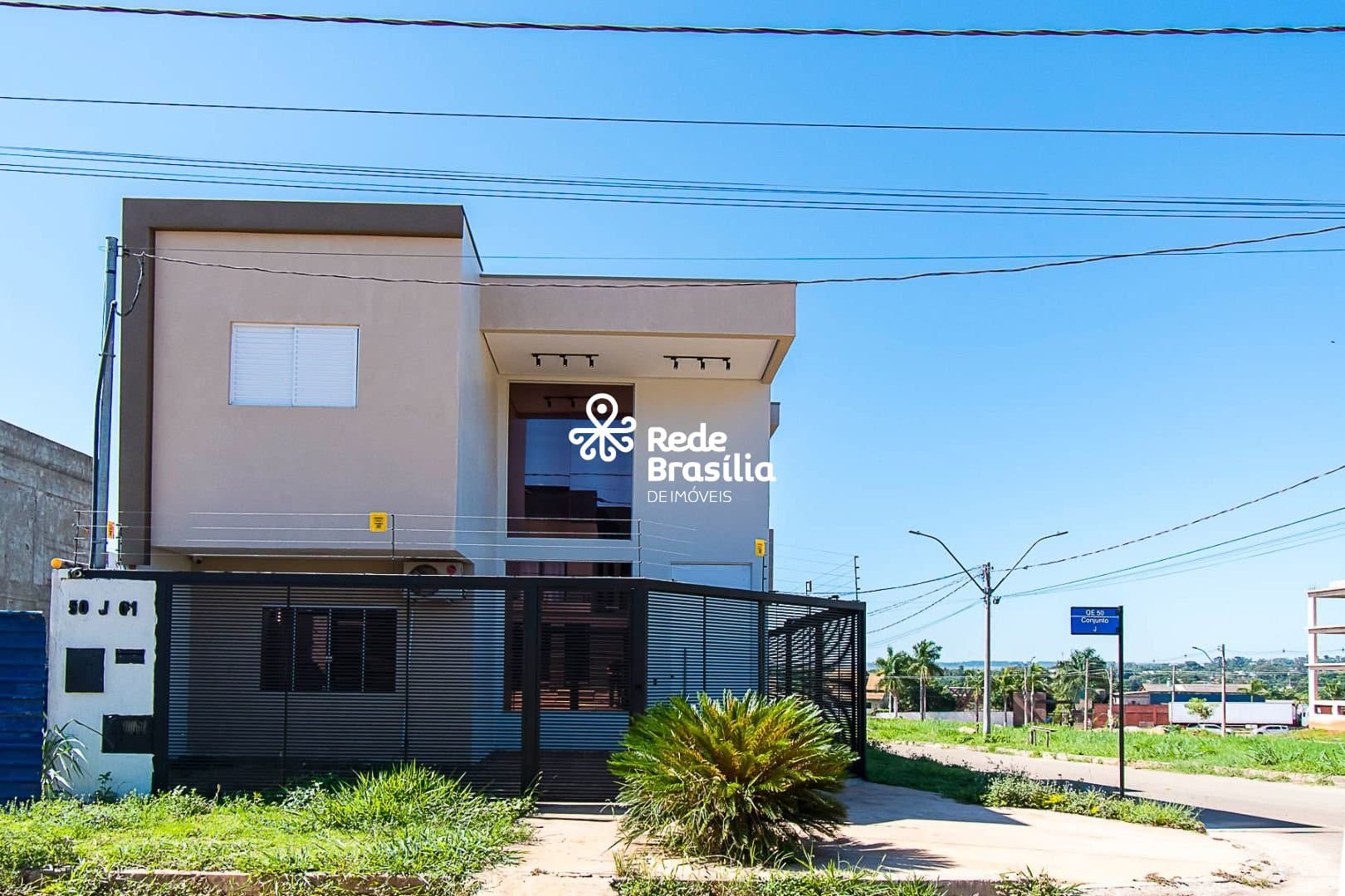 Imagem da propriedade UB911 56