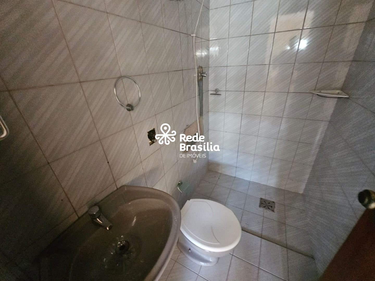 Imagem da propriedade UB996 57