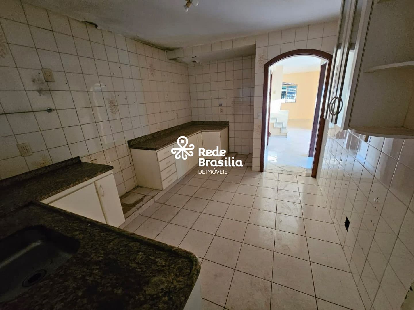 Imagem da propriedade UB996 54
