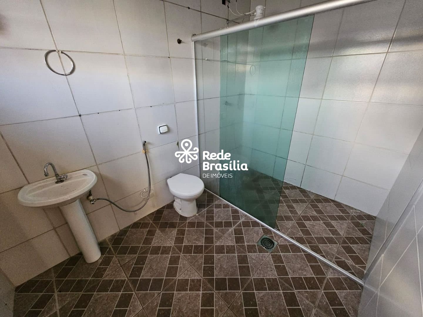 Imagem da propriedade UB996 42